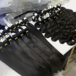 100% Human Raw Indian Hair Bundles Vendor Wholesale Raw Virgin Cuticle Aligned Hair Indian Cuticle Aligned Raw Hair Bundle - Image 1